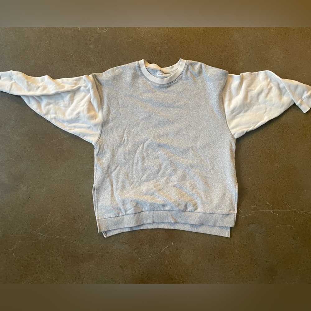 American Eagle Outfitters Gray and Cream Ahh-mazingly soft Jegging Fit Top xs